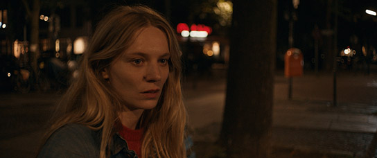 Lilith Stangenberg in "Haltlos" (2024)