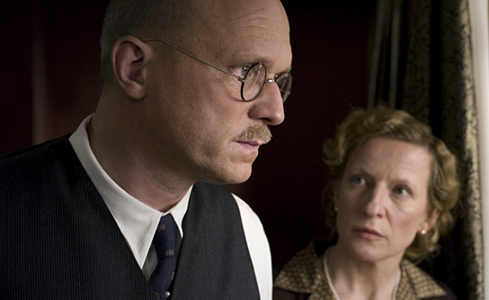 Ulrich Tukur, Dagmar Manzel (v.l.n.r.) in "John Rabe" (2009)