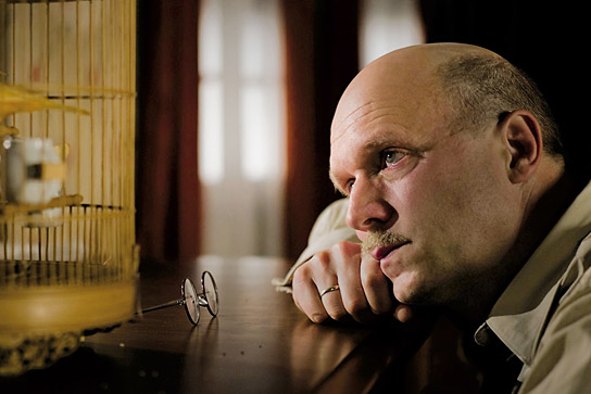 Ulrich Tukur in "John Rabe" (2009)