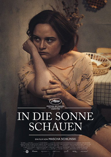 Filmplakat mit Lena Urzendowsky von "In die Sonne schauen" (2025)