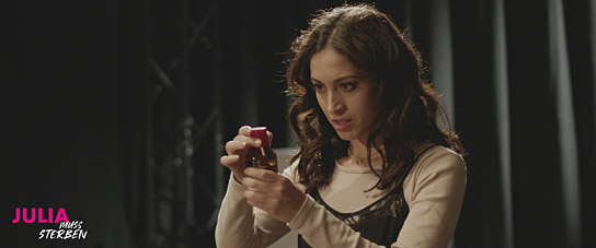 Sabrina Amali in "Julia muss sterben" (2019)
