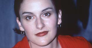 Cora Frost in "Tigerstreifenbaby wartet auf Tarzan" (1998)