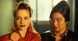 Ellen ten Damme (links) in "Die Musterknaben" (1997)
