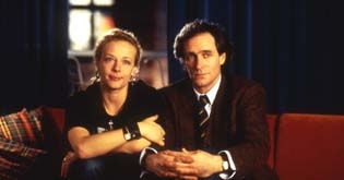 Katja Riemann, August Zirner (v.l.n.r.) in "Stadtgespräch" (1995)