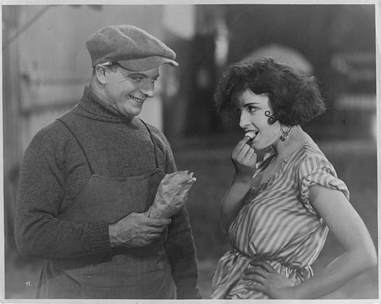 Paul Heidemann, Jenny Jugo in "Die Flucht vor der Liebe" (1928/29); Quelle: Murnau-Stiftung, DFF