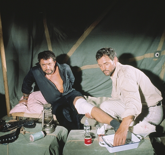 Wolfgang Kieling, Harald Leipnitz (v.l.n.r.) in "Die Banditen vom Rio Grande" (1965)