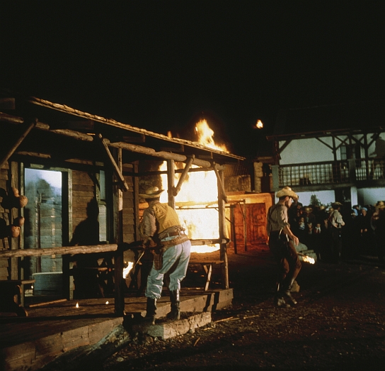 "Die Banditen vom Rio Grande" (1965)