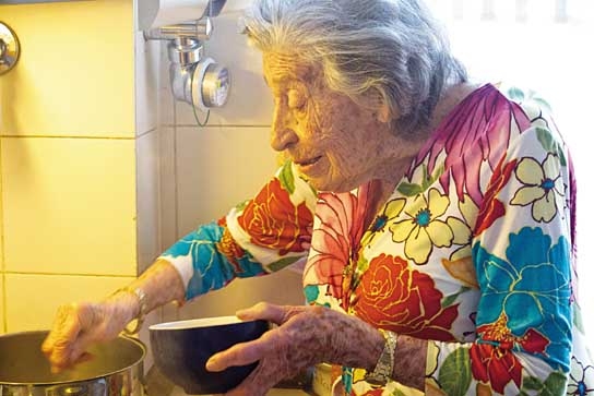 Oma & Bella