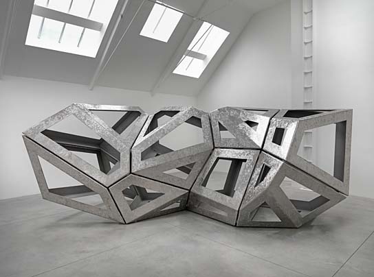 Richard Deacon - In Between