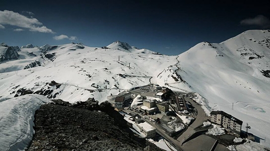 Stilfser Joch. Kreuzweg des Friedens; Quelle: Alpenway Media Production, © Alpenway Media Production