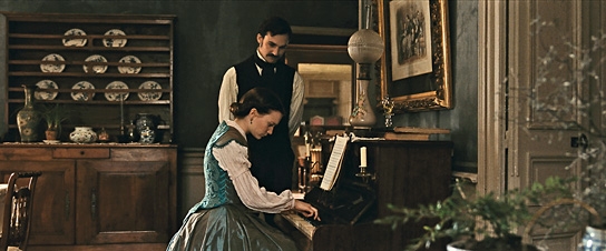 "Madame Bovary", © 2015 Warner Bros Ent.