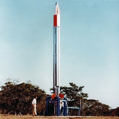 "Fly, Rocket, Fly! - Mit Macheten zu den Sternen", Quelle: Kinostar Filmverleih, DIF
