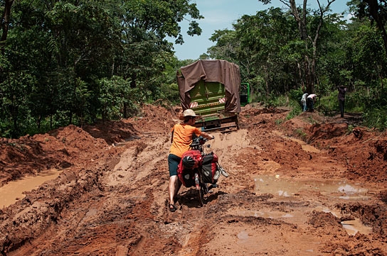 "Anderswo. Allein in Afrika", Quelle: Avalia Studios, DIF