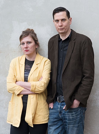 Regisseurin Jasmin Herold, Co-Regisseur Michael David Beamish; Quelle: W-film, DIF, © Sebastian Komnick