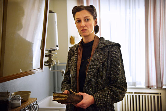 Alexandra Maria Lara in "Und der Zukunft zugewandt" (2019); Quelle: Neue Visionen Filmverleih, DFF, © Neue Visionen Filmverleih