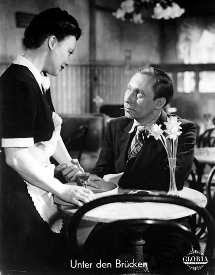 Ursula Grabley, Carl Raddatz in "Unter den Brücken" (1945); Quelle: DFF, SDK