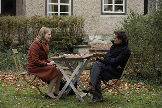 Corinna Harfouch, Tom Schilling in "Lara" (2019); Quelle: StudioCanal, DFF, © StudioCanal, Frédéric Batier