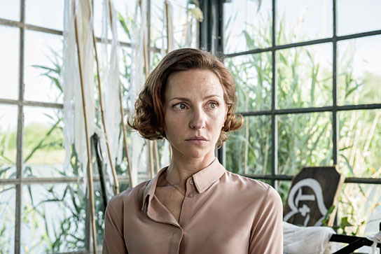 Katharina Schüttler in "Die Hochzeit" (2019); Quelle: Warner Bros. Pictures Germany, DFF, © Barefoot, Warner Bros., Anke Neugebauer