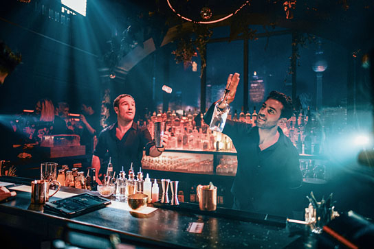 Frederick Lau, Elyas M'Barek (v.l.n.r.) in "Nightlife" (2020); 