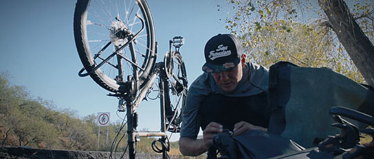 Dennis Kailing in "Besser Welt als nie" (2019); Quelle: Opticose Production Dennis Kailing, DFF