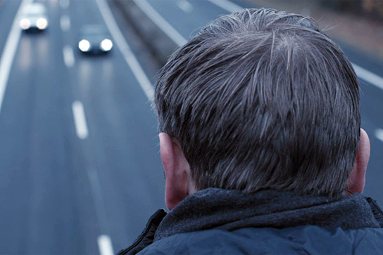 Max Riemelt in "Kopfplatzen" (2019); Quelle: Edition Salzgeber, DFF, © Salzgeber & Co. Medien GmbH