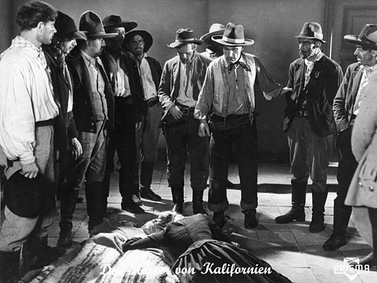 Luis Trenker (Mitte vorne) in "Der Kaiser von Kalifornien" (1936)