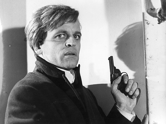 Klaus Kinski in "Das Verrätertor" (1964); Quelle: Tobis Film, © Tobis Film