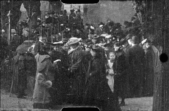 Screenshot aus "Hochzeit in Kronberg" (19??); Quelle: DFF