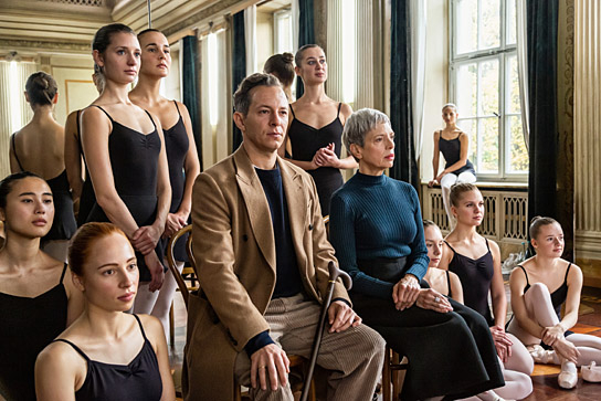 Trystan Pütter, Helen Schneider (Mitte) in "Into the Beat - Dein Herz tanzt" (2020); Quelle: Wild Bunch Germany, DFF, © Lieblingsfilm, Wild Bunch Germany 2020, Steffen Junghans