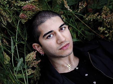 Faraz Shariat; Quelle: Edition Salzgeber, DFF,  © David Uzochukwu