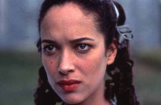 Carmen Chaplin in "Der Schlangenkuss" (1997); Quelle: DFF