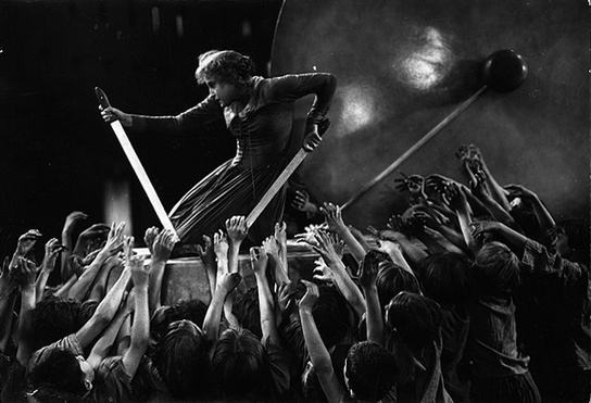 Brigitte Helm in "Metropolis" (1926); Quelle: Murnau-Stiftung, SDK, © Horst von Harbou - Deutsche Kinemathek