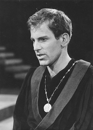 Maximilian Schell als "Hamlet"; Quelle: DFF