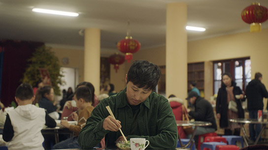 Hồng Ngọc Lê in "Jackfruit" (2020); Quelle: Filmfestival Max Ophüls Preis 2021, © Sarina Laudam