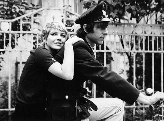 Gila von Weitershausen, Werner Enke in "Nicht fummeln, Liebling" (1970)