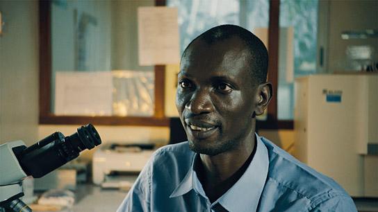 "Das Fieber - Der Kampf gegen Malaria" (2019); Quelle: W-film, DFF, © W-film, pooldoks