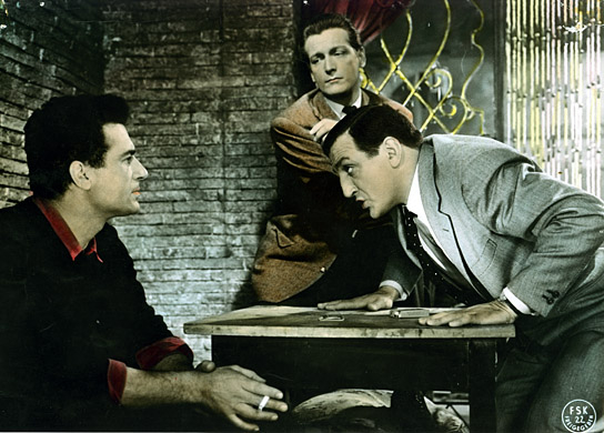 Carlo Giustini, Carlos Thompson, Lino Ventura (v.l.n.r.) in "Herrin der Welt" (1960); Quelle: DFF