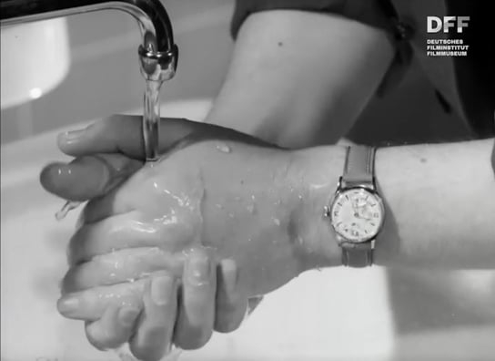 Screenshot aus "Kienzle (Nr. 1 Strapazieruhr)" (1960) Screenshot aus "Kienzle (Nr. 1 Strapazieruhr)" (1960); Quelle: DFF