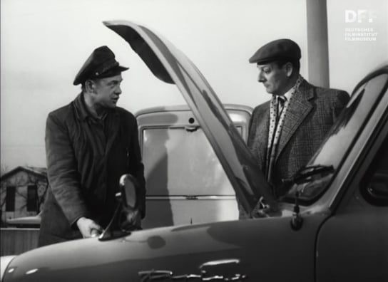 Screenshot aus "NSU (Nr. 7 Geringe Reparaturkosten)" (1960); Quelle: DFF
