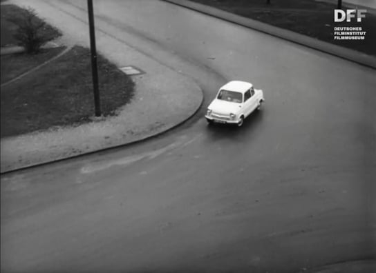 Screenshot aus "NSU (Nr. 9 Kurvenlage)" (1960); Quelle: DFF