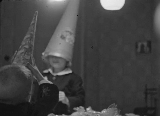 Screenshot aus "Privatfilm Familie Schnabel 1943" (1943); Quelle: SLUB Dresden, © SLUB Dresden, Filmverband Sachsen (Dresden), Hirsch Film (Dresden)