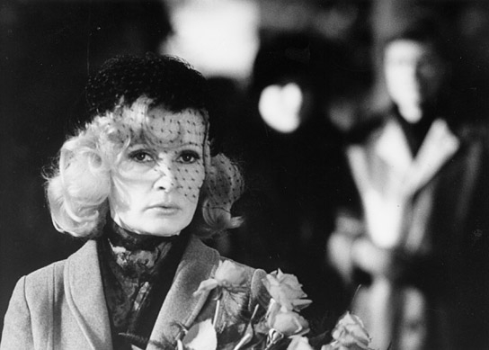 Ingrid Caven in "Mutter Küsters' Fahrt zum Himmel" (1975)