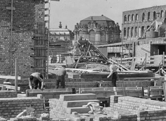 Screenshot aus "Aufbau Thälmannstraße Nord, Dresden" (1962); Quelle: SLUB Dresden, © SLUB Dresden, Filmverband Sachsen (Dresden), Hirsch Film (Dresden)