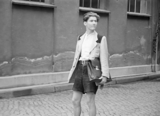 Screenshot aus "Wir alle zusammen" (1953); Quelle: SLUB Dresden, © SLUB Dresden, Filmverband Sachsen (Dresden), Hirsch Film (Dresden)