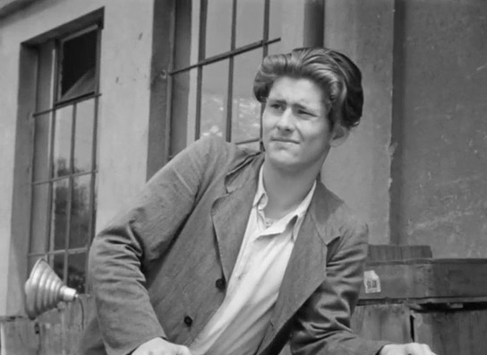 Screenshot aus "Wir alle zusammen" (1953); Quelle: SLUB Dresden, © SLUB Dresden, Filmverband Sachsen (Dresden), Hirsch Film (Dresden)