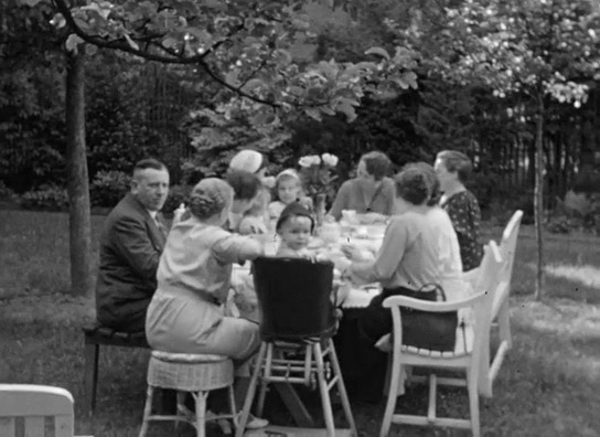 Screenshot aus "Privatfilm Familie Richter: Rolle 6" (1936); Quelle: SLUB Dresden, © SLUB Dresden, Filmverband Sachsen (Dresden), Hirsch Film (Dresden)