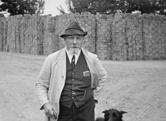 Screenshot aus "Privatfilm Familie Richter: Rolle 3" (1941); Quelle: SLUB Dresden, © SLUB Dresden, Filmverband Sachsen (Dresden), Hirsch Film (Dresden)
