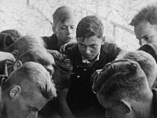 Screenshot aus "Schumi Maritza" (1938); Quelle: SLUB Dresden, © SLUB Dresden, Filmverband Sachsen (Dresden), Hirsch Film (Dresden)
