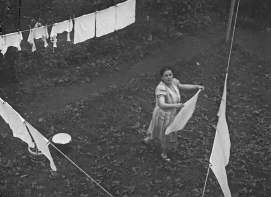Screenshot aus "Privatfilm Familie Schnabel ca. 1937" (1937?); Quelle: SLUB Dresden, © SLUB Dresden, Filmverband Sachsen (Dresden), Hirsch Film (Dresden)
