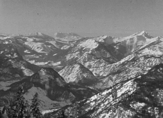 Screenshot aus "Privatfilm Familie Richter: Rolle 5" (1941); Quelle: SLUB Dresden, © SLUB Dresden, Filmverband Sachsen (Dresden), Hirsch Film (Dresden)